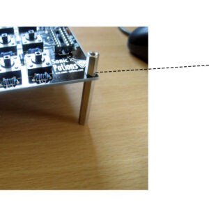 High-precision standoffs, spacers, and separators for electronic assemblies, manufactured by VF Decolletage in brass, aluminum, stainless steel, and plastics.